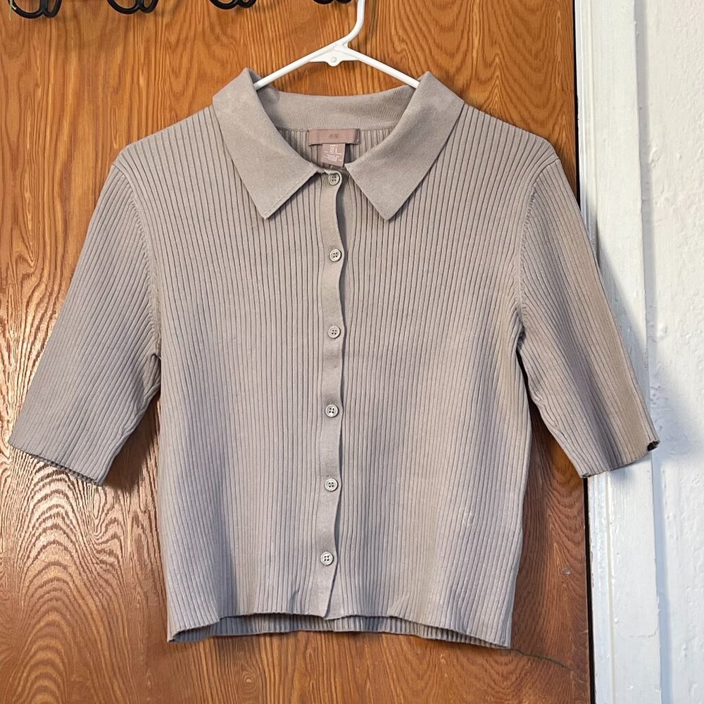 H&M Cropped Ribbed Short Sleeve Button Up, Tan/cream, Size Large